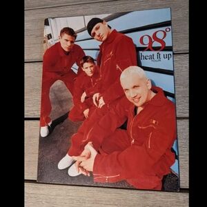 98 Degrees 1999 collectible tour book
